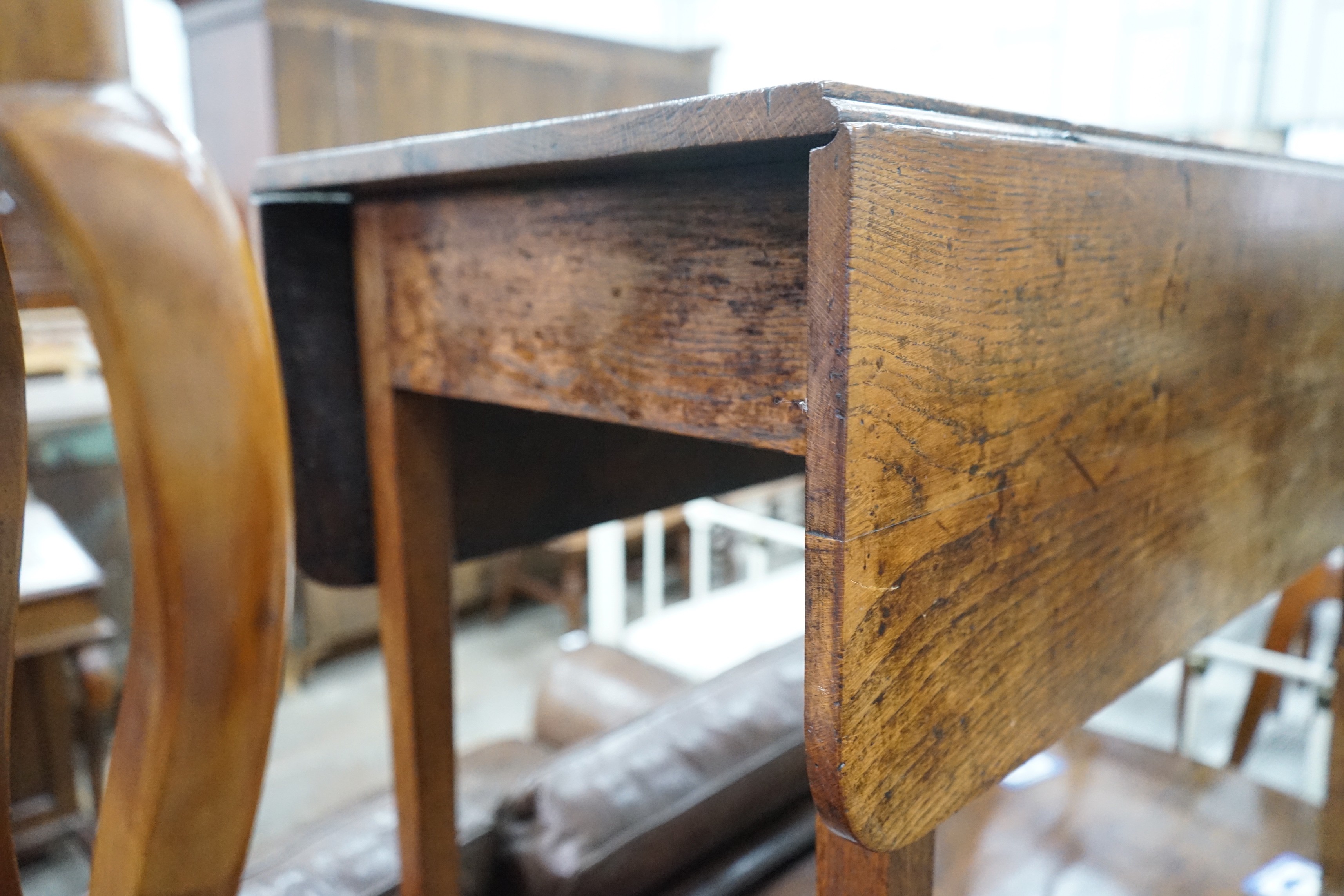 A George III provincial oak Pembroke table, width 97cm, depth 46cm, height 74cm